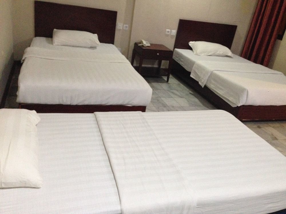 Hotel Mustika Senen Jacarta Exterior foto